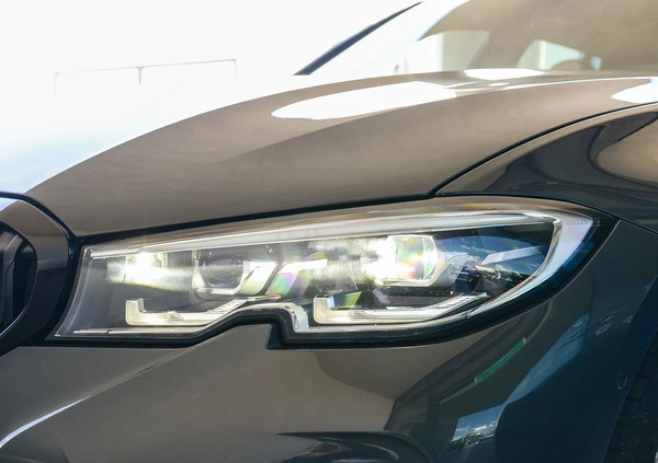 BMW Seria 3 cena 139900 przebieg: 102674, rok produkcji 2019 z Kargowa małe 596